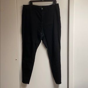 Forever 21 plus black Jeggings